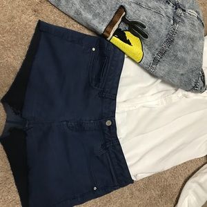 Blue short